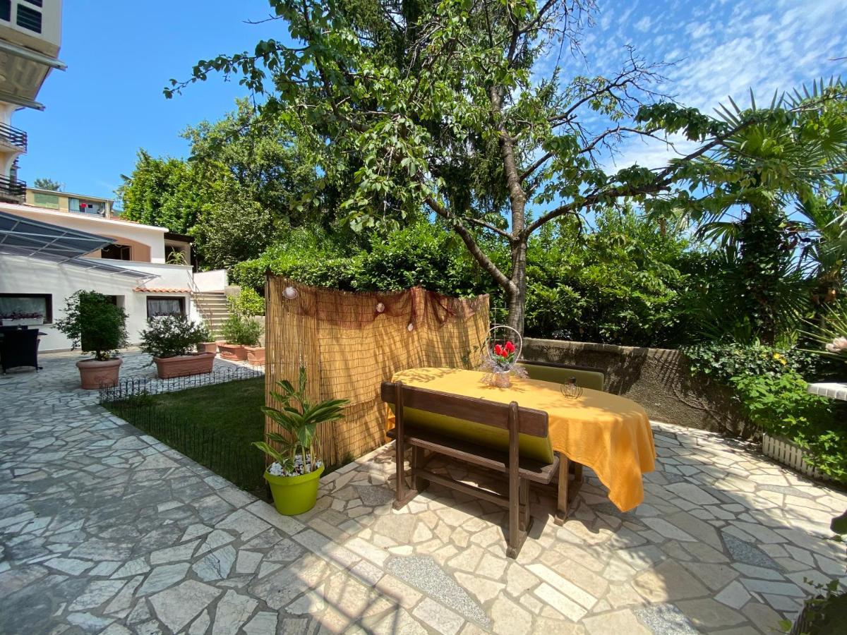 Guesthouse Villa Stanger Lovran Εξωτερικό φωτογραφία