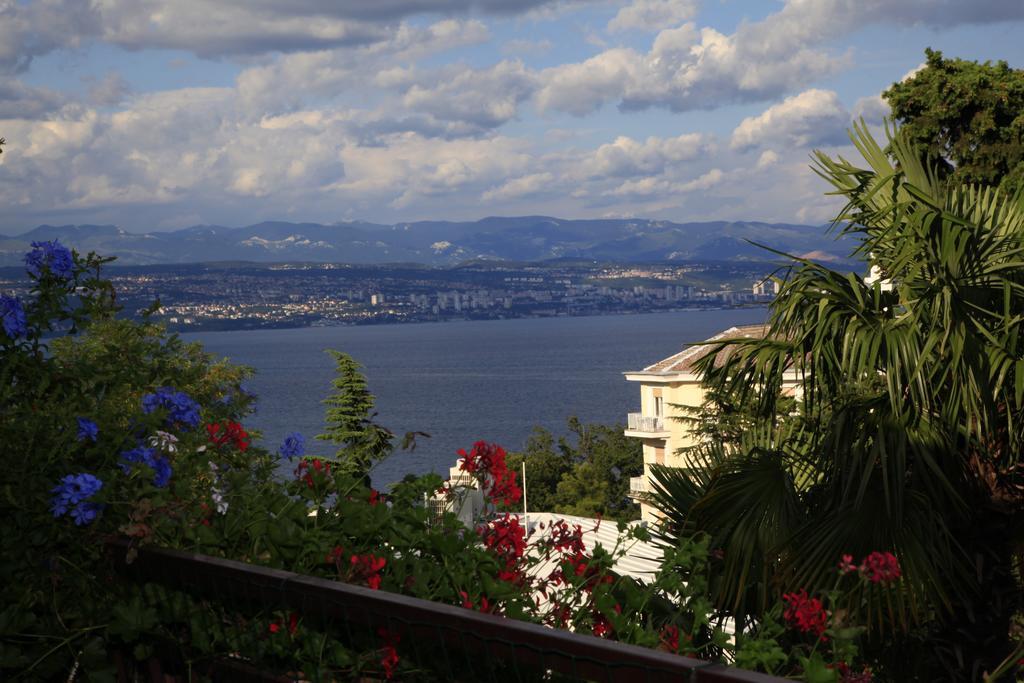 Guesthouse Villa Stanger Lovran Εξωτερικό φωτογραφία