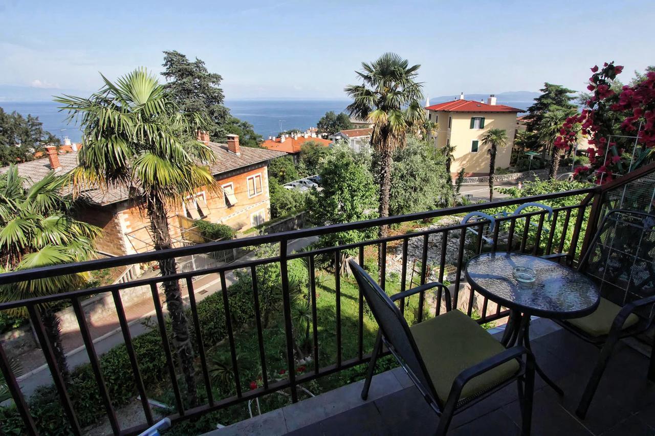 Guesthouse Villa Stanger Lovran Εξωτερικό φωτογραφία